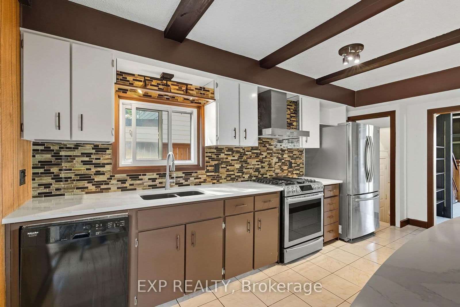 Detached at 5904 Prospect Street, Niagara Falls, ON - Photo 15 - RE/MAX Garden City Realty