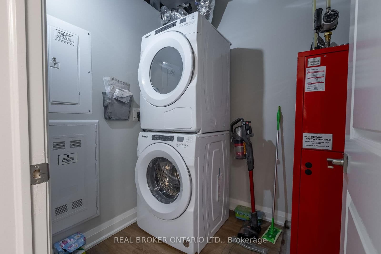 Condo Apartment at 300- 120 Summersides Boulevard, Pelham, ON - Photo 15 - RE/MAX Garden City Realty