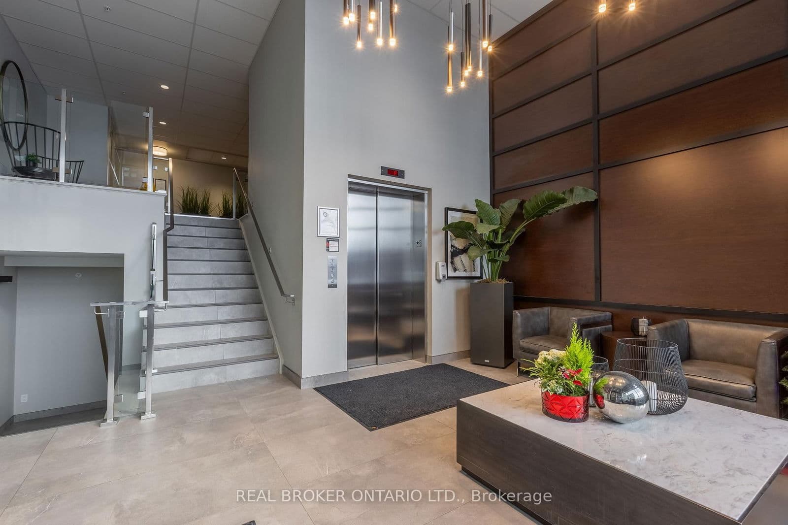 Condo Apartment at 300- 120 Summersides Boulevard, Pelham, ON - Photo 4 - RE/MAX Garden City Realty