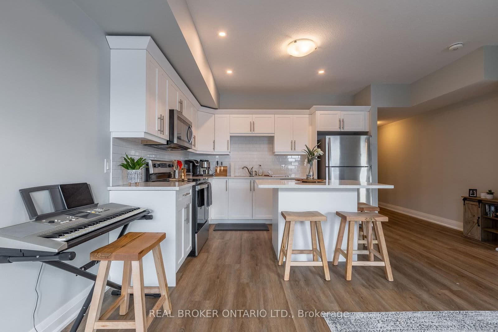 Condo Apartment at 300- 120 Summersides Boulevard, Pelham, ON - Photo 7 - RE/MAX Garden City Realty