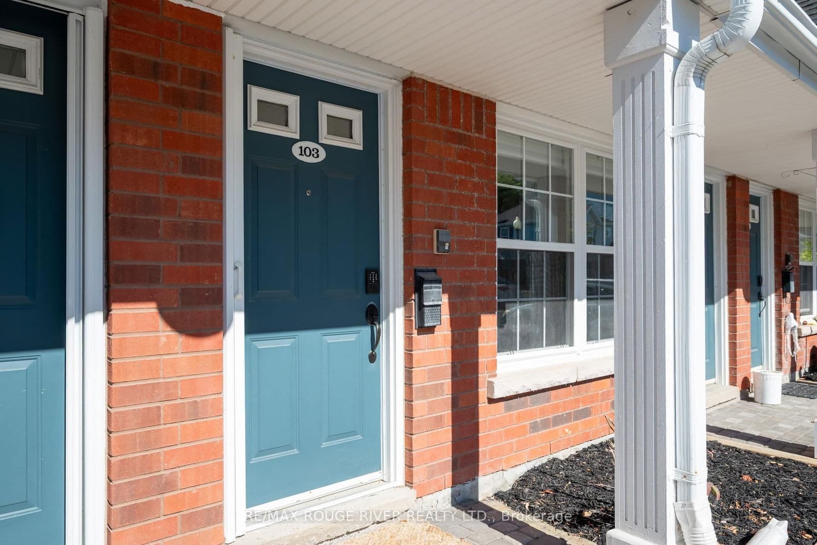 Condo Townhouse at C-103- 182 D'arcy Street, Cobourg, ON - Photo 4 - RE/MAX Garden City Realty