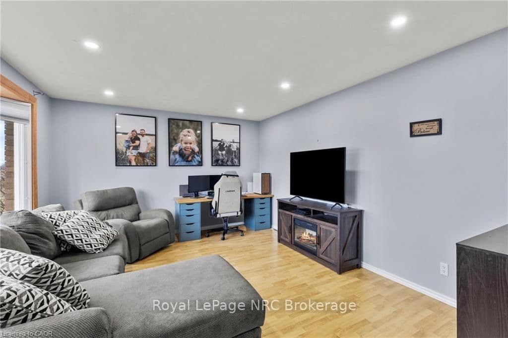 Detached at 5993 Silver Street, West Lincoln, ON - Photo 13 - RE/MAX Garden City Realty