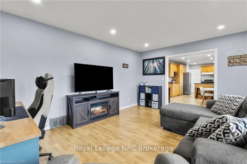 Detached at 5993 Silver Street, West Lincoln, ON - Photo 16 - RE/MAX Garden City Realty