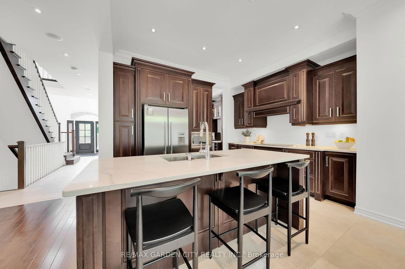 Detached at 6 VANDERBURGH Lane, Grimsby, ON - Photo 14 - RE/MAX Garden City Realty