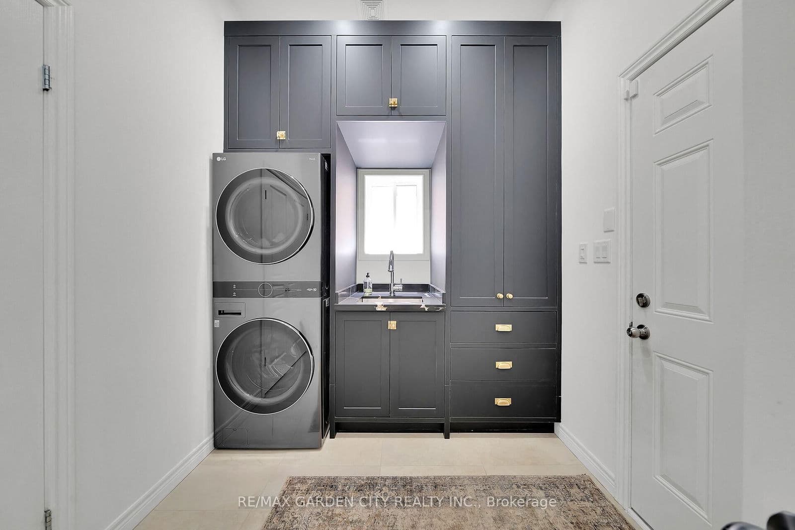 Detached at 6 VANDERBURGH Lane, Grimsby, ON - Photo 19 - RE/MAX Garden City Realty