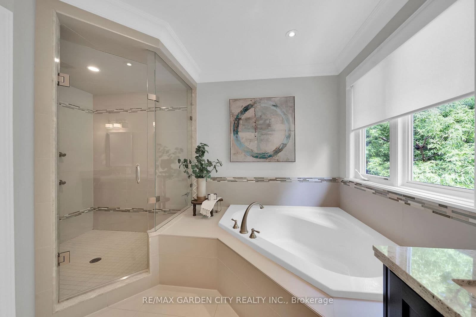 Detached at 6 VANDERBURGH Lane, Grimsby, ON - Photo 28 - RE/MAX Garden City Realty