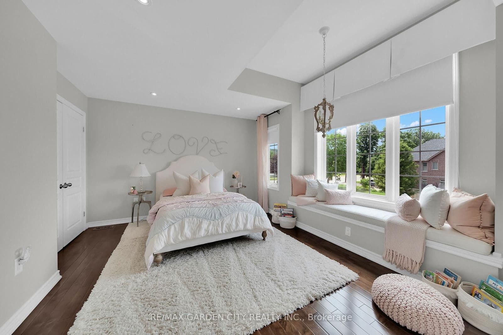 Detached at 6 VANDERBURGH Lane, Grimsby, ON - Photo 31 - RE/MAX Garden City Realty