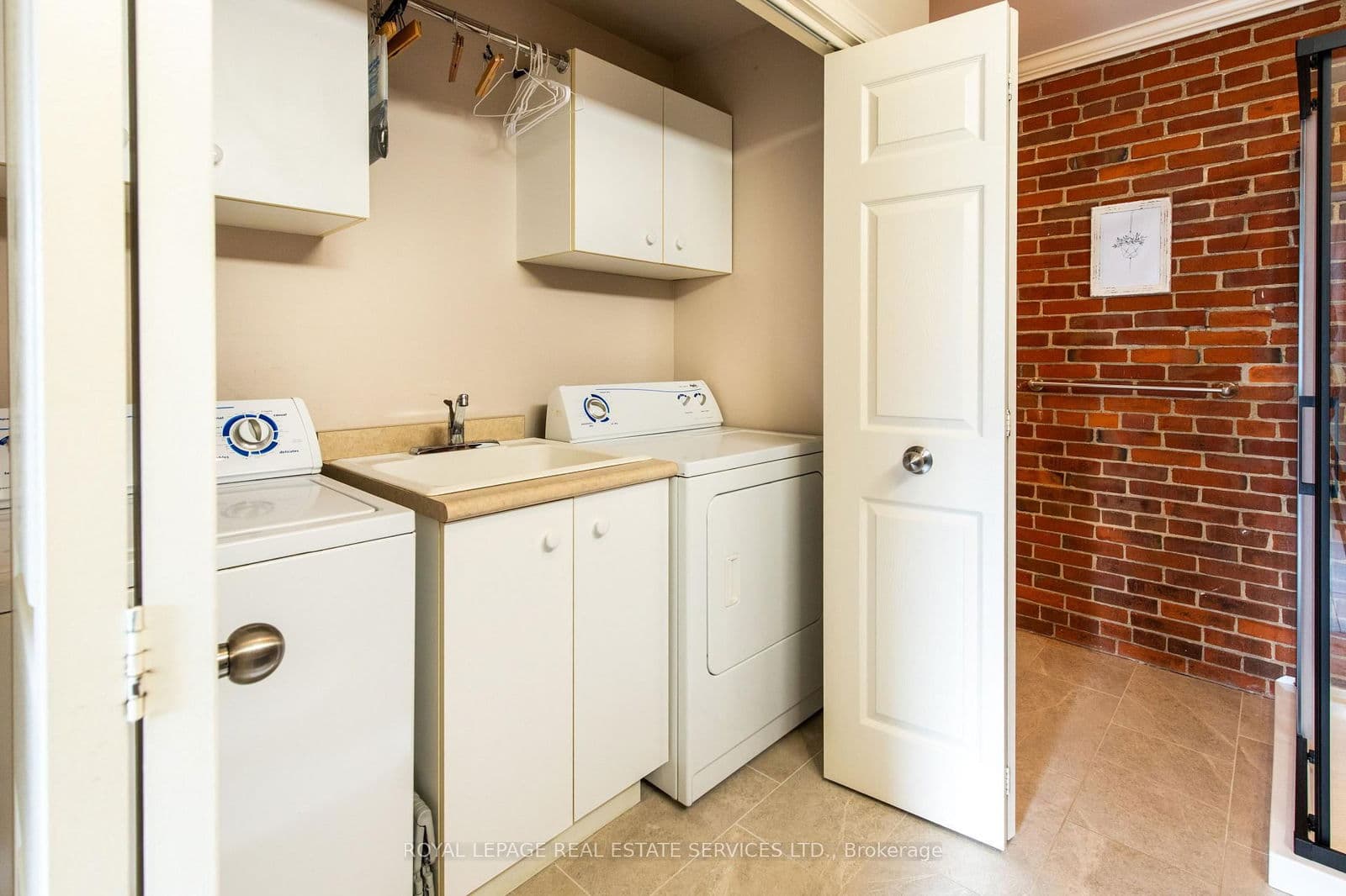 Detached at 141 Main Street, St. Catharines, ON - Photo 17 - RE/MAX Garden City Realty