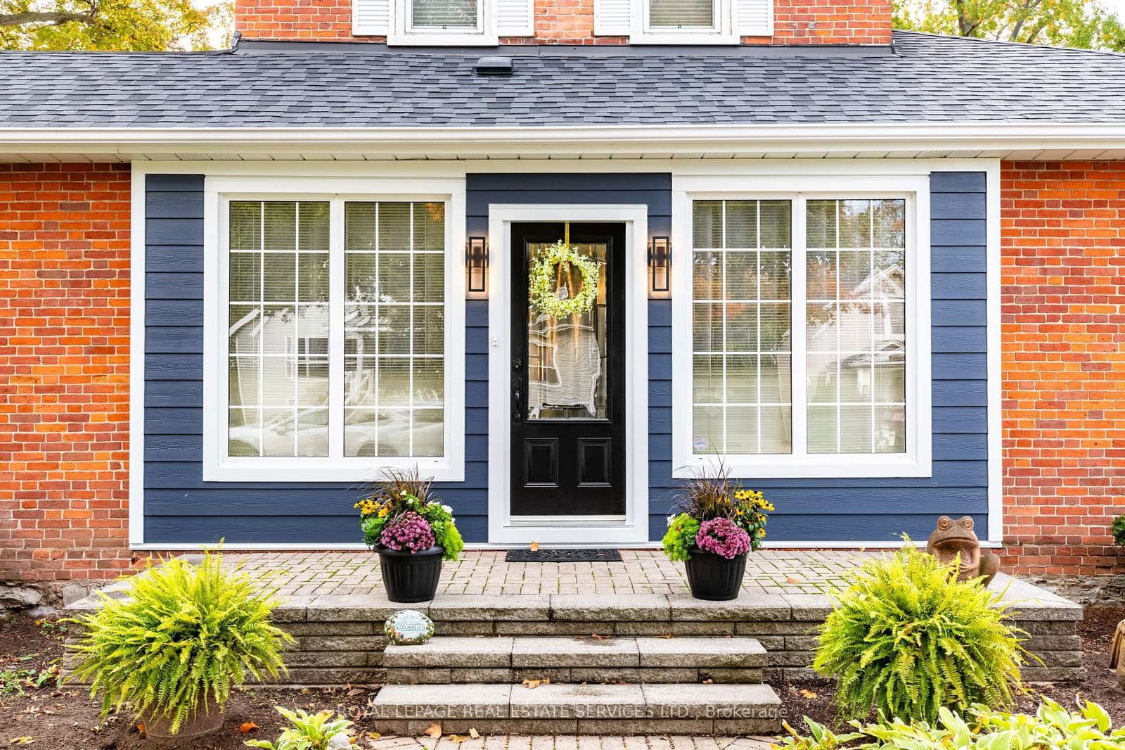 Detached at 141 Main Street, St. Catharines, ON - Photo 2 - RE/MAX Garden City Realty