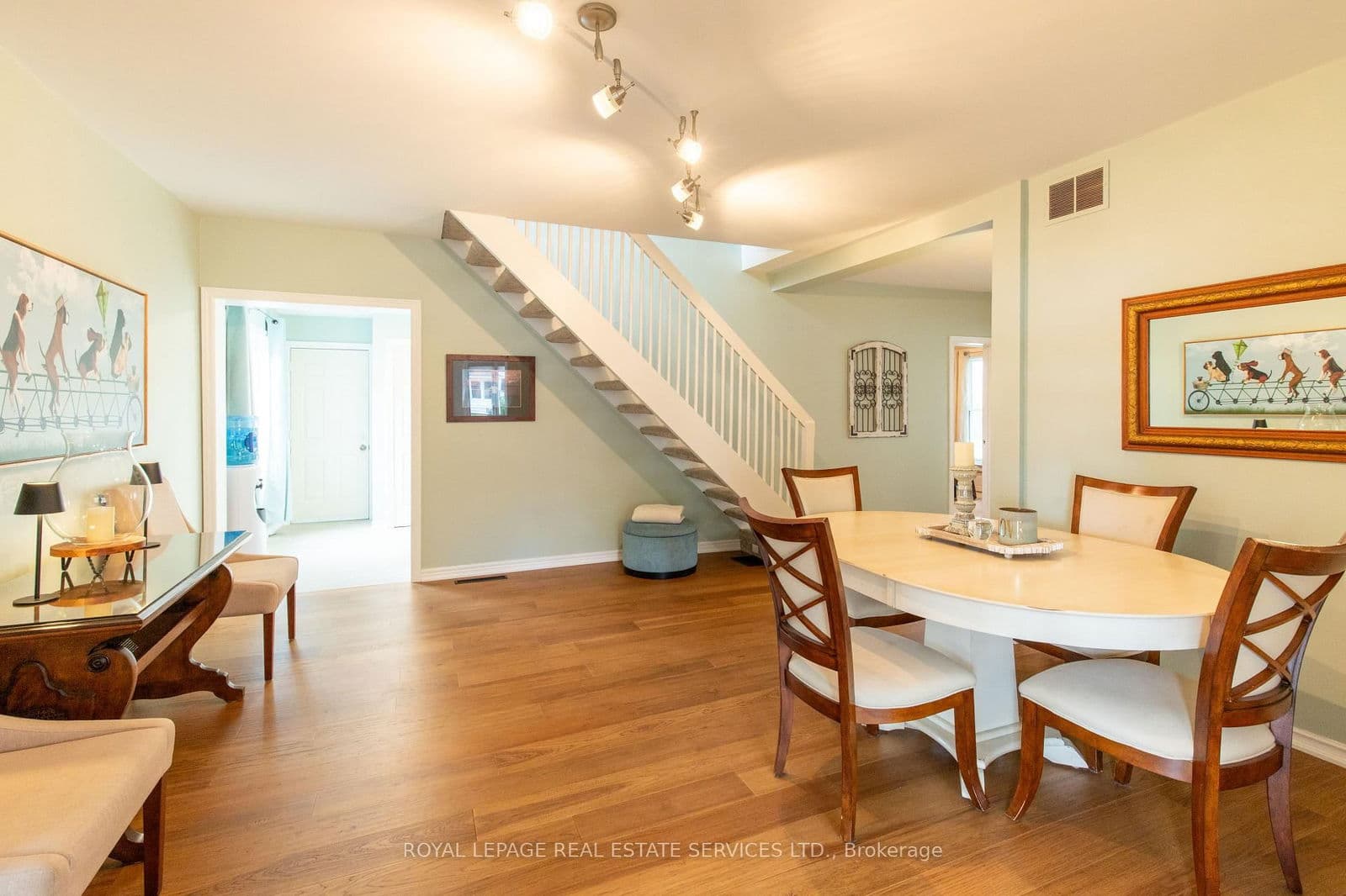 Detached at 141 Main Street, St. Catharines, ON - Photo 7 - RE/MAX Garden City Realty