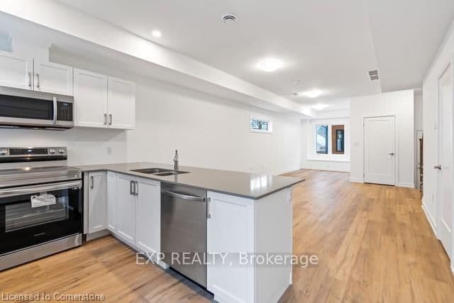 Condo Townhouse at 324- 781 Clare Avenue, Welland, ON - Photo 6 - RE/MAX Garden City Realty