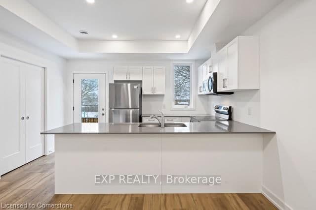 Condo Townhouse at 324- 781 Clare Avenue, Welland, ON - Photo 7 - RE/MAX Garden City Realty