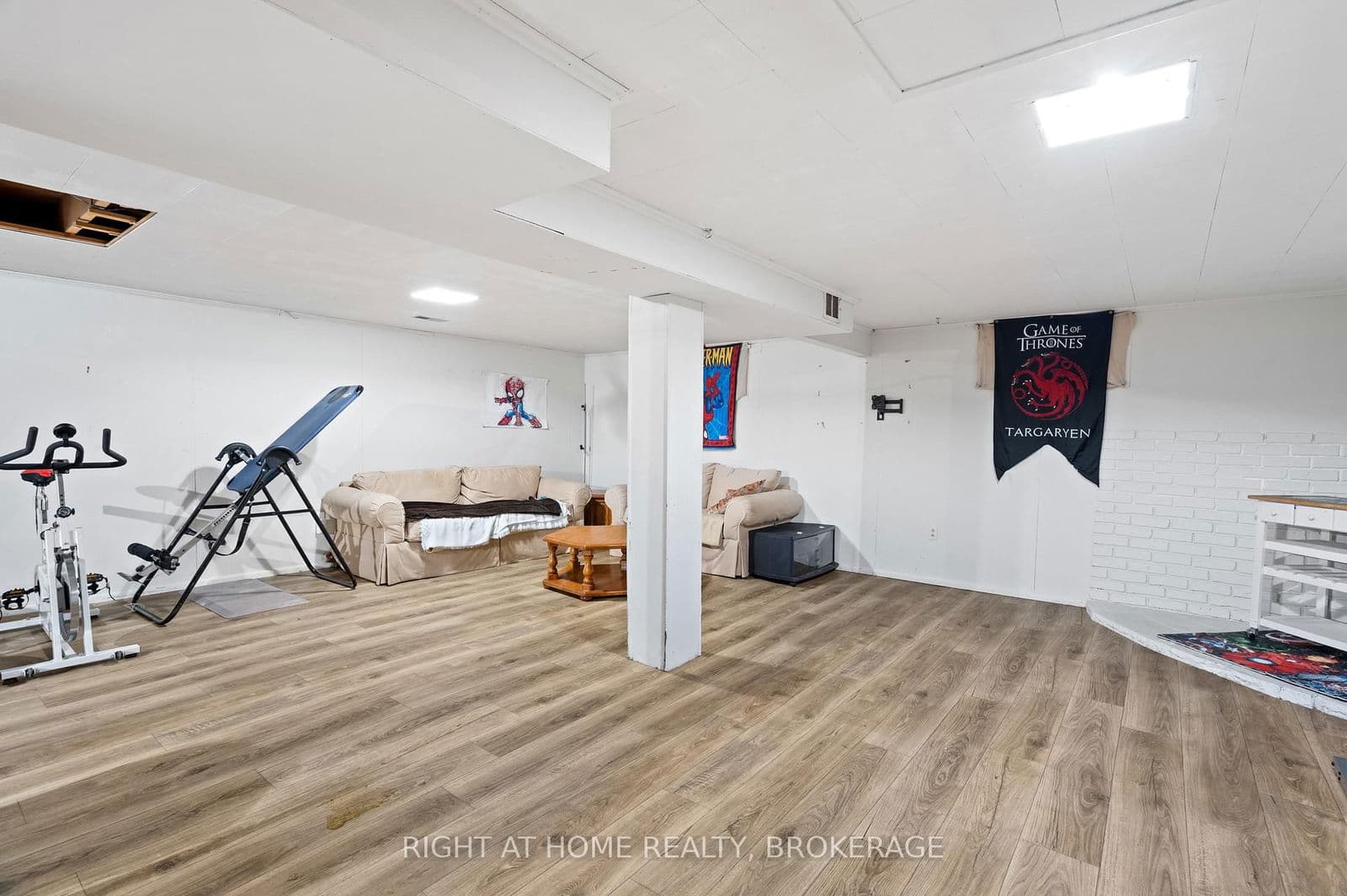 Detached at 105 Glenwood Parkway, Welland, ON - Photo 14 - RE/MAX Garden City Realty