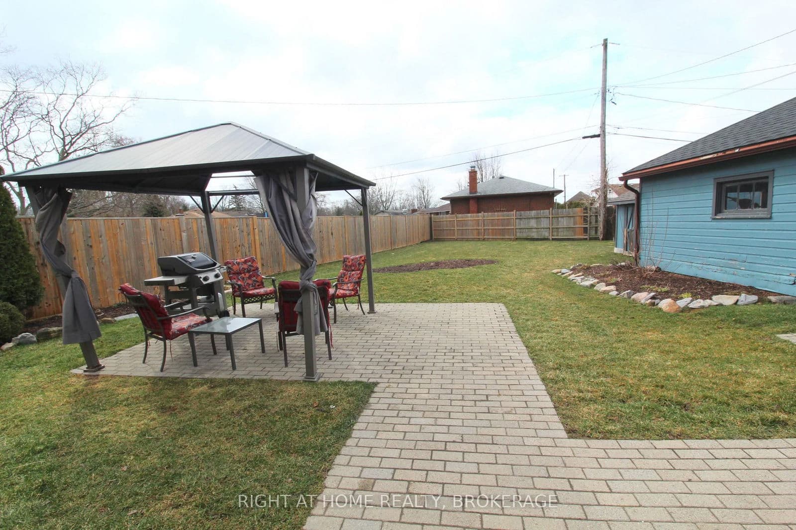 Detached at 105 Glenwood Parkway, Welland, ON - Photo 23 - RE/MAX Garden City Realty