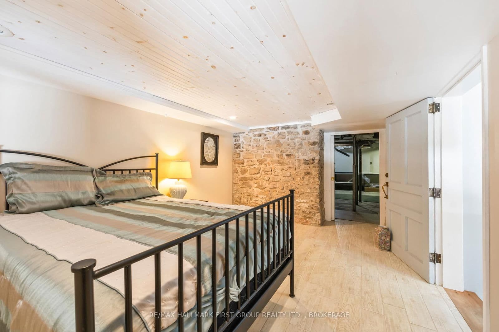 Detached at 370 Stone Street, Gananoque, ON - Photo 25 - RE/MAX Garden City Realty