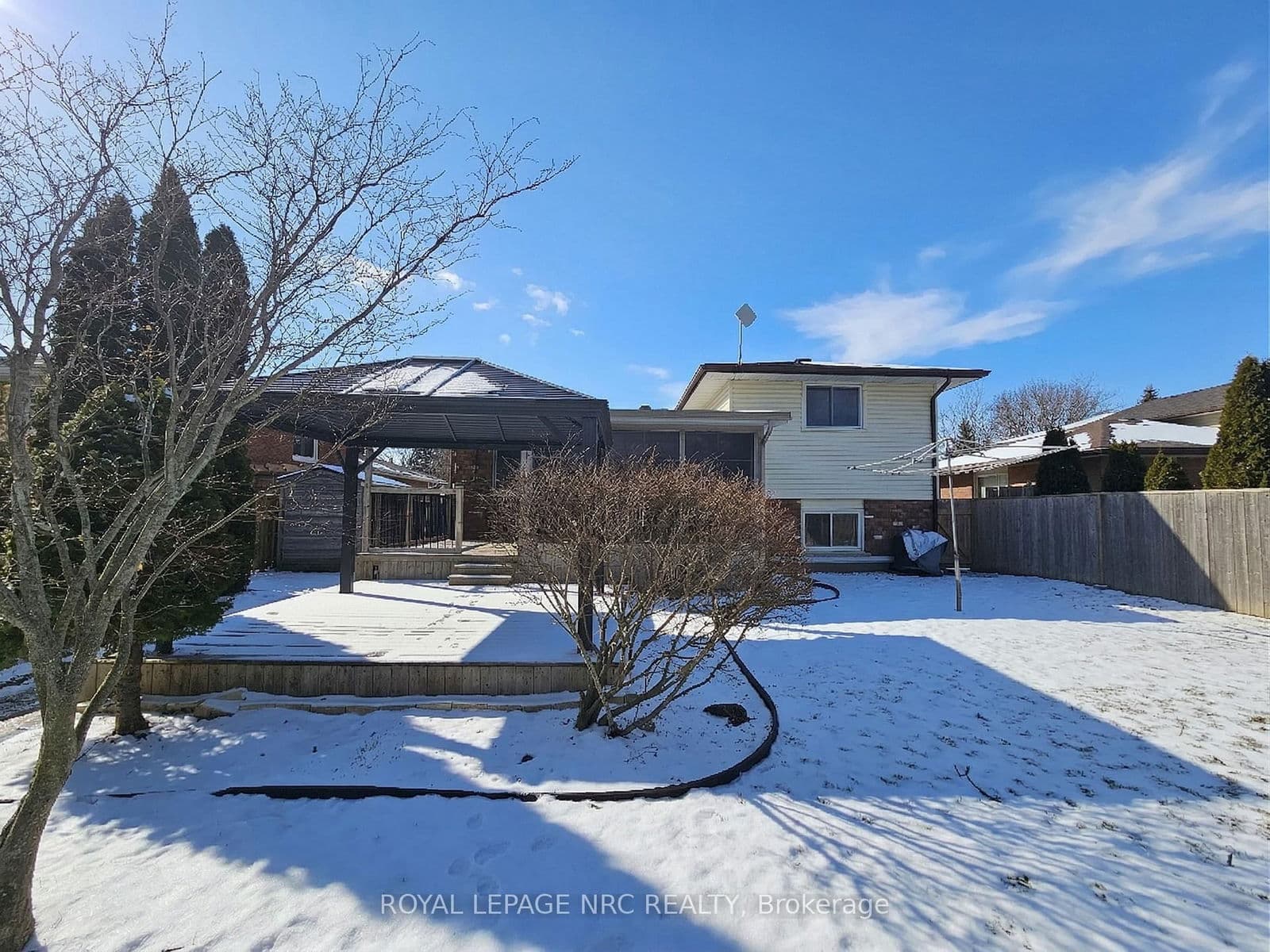 Detached at 78 Page Drive, Welland, ON - Photo 7 - RE/MAX Garden City Realty