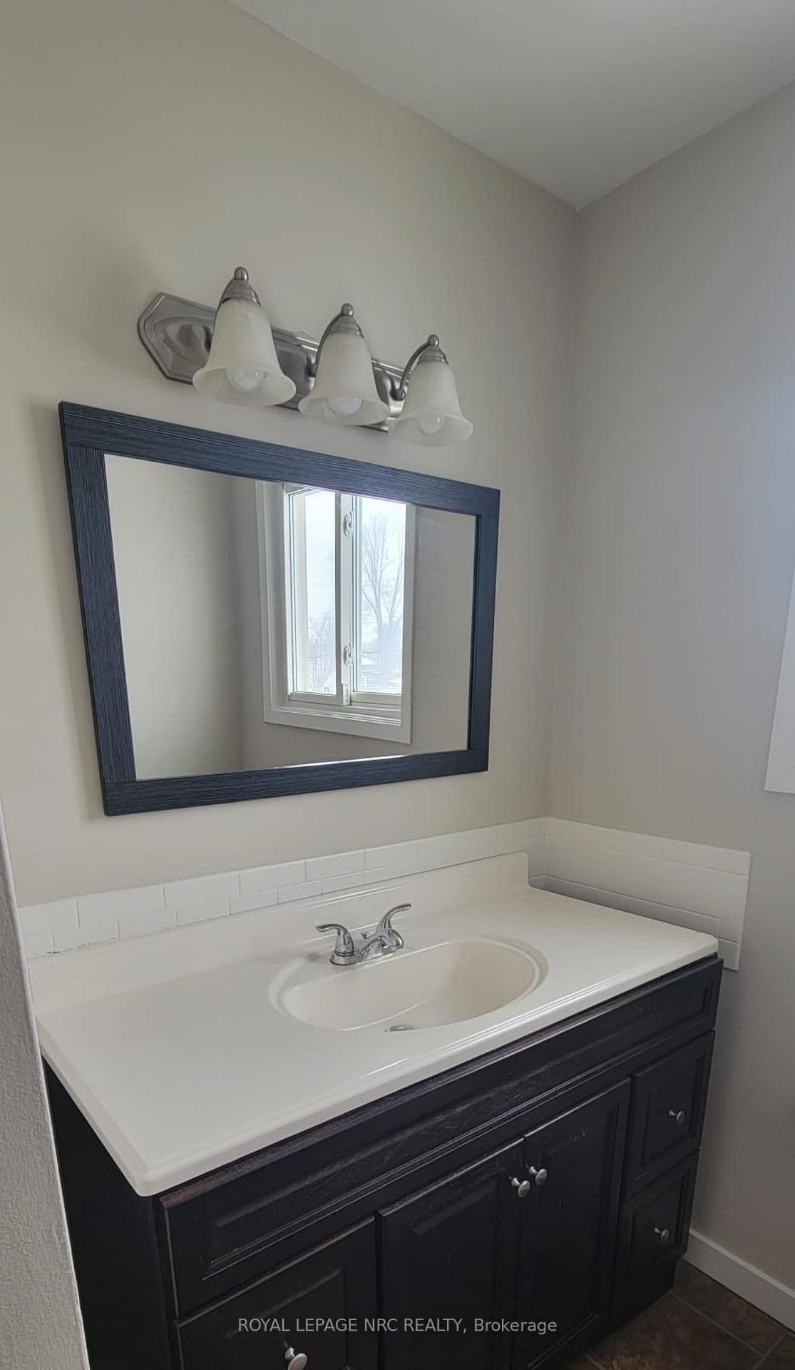 Att/Row/Townhouse at Unit 1- 402 Fares Street, Port Colborne, ON - Photo 7 - RE/MAX Garden City Realty