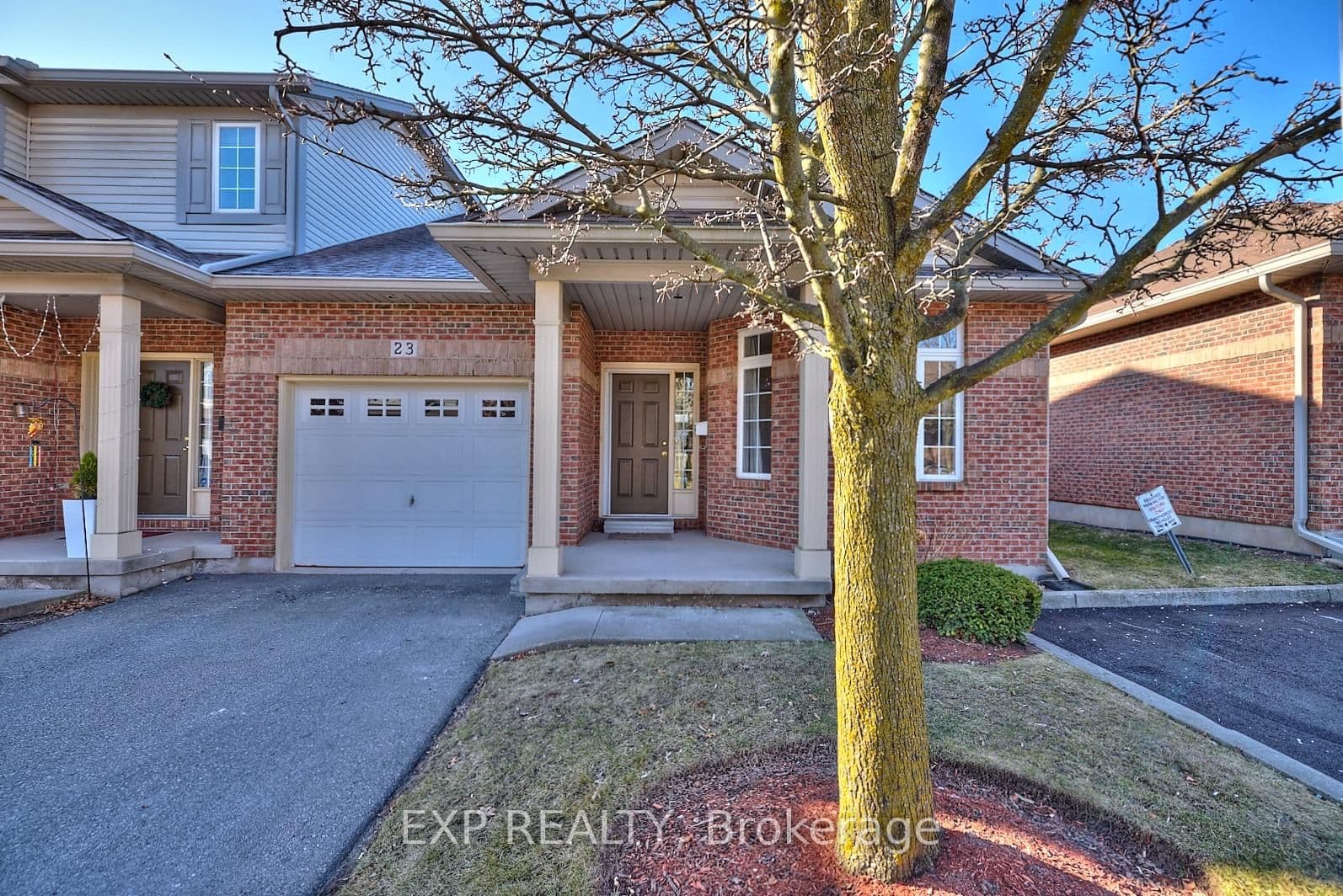 Condo Townhouse at 23- 5595 DRUMMOND Road, Niagara Falls, ON - Photo 2 - RE/MAX Garden City Realty