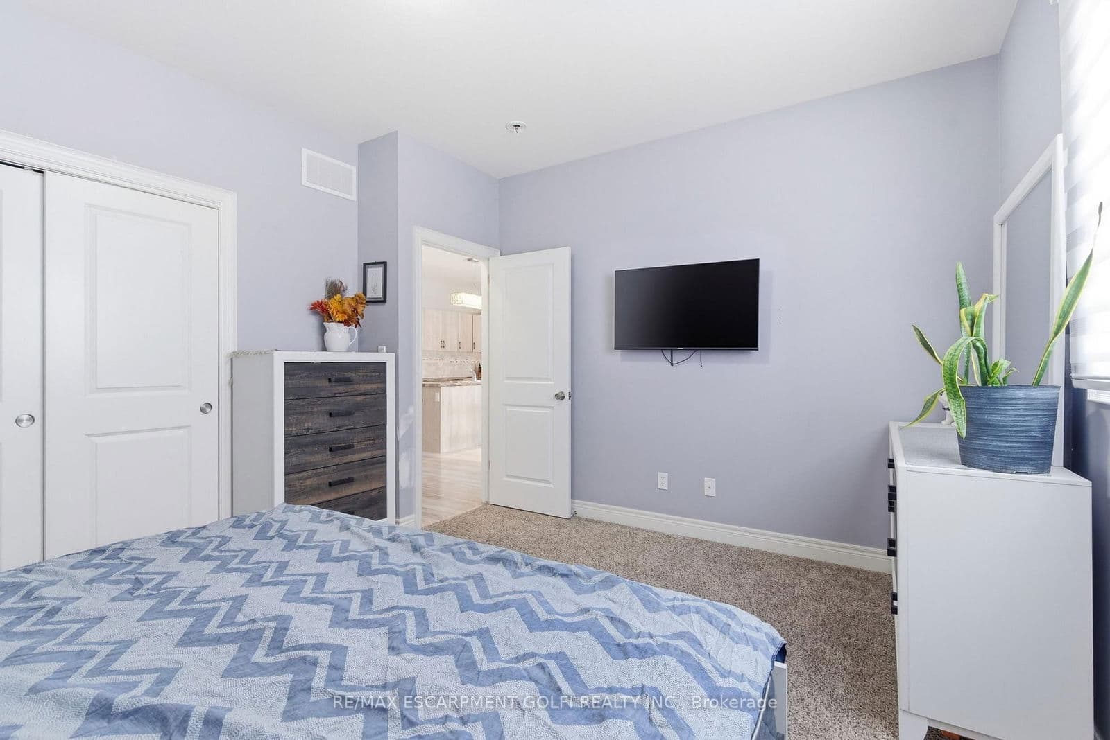 Detached at 914 Burwell Street, Fort Erie, ON - Photo 12 - RE/MAX Garden City Realty