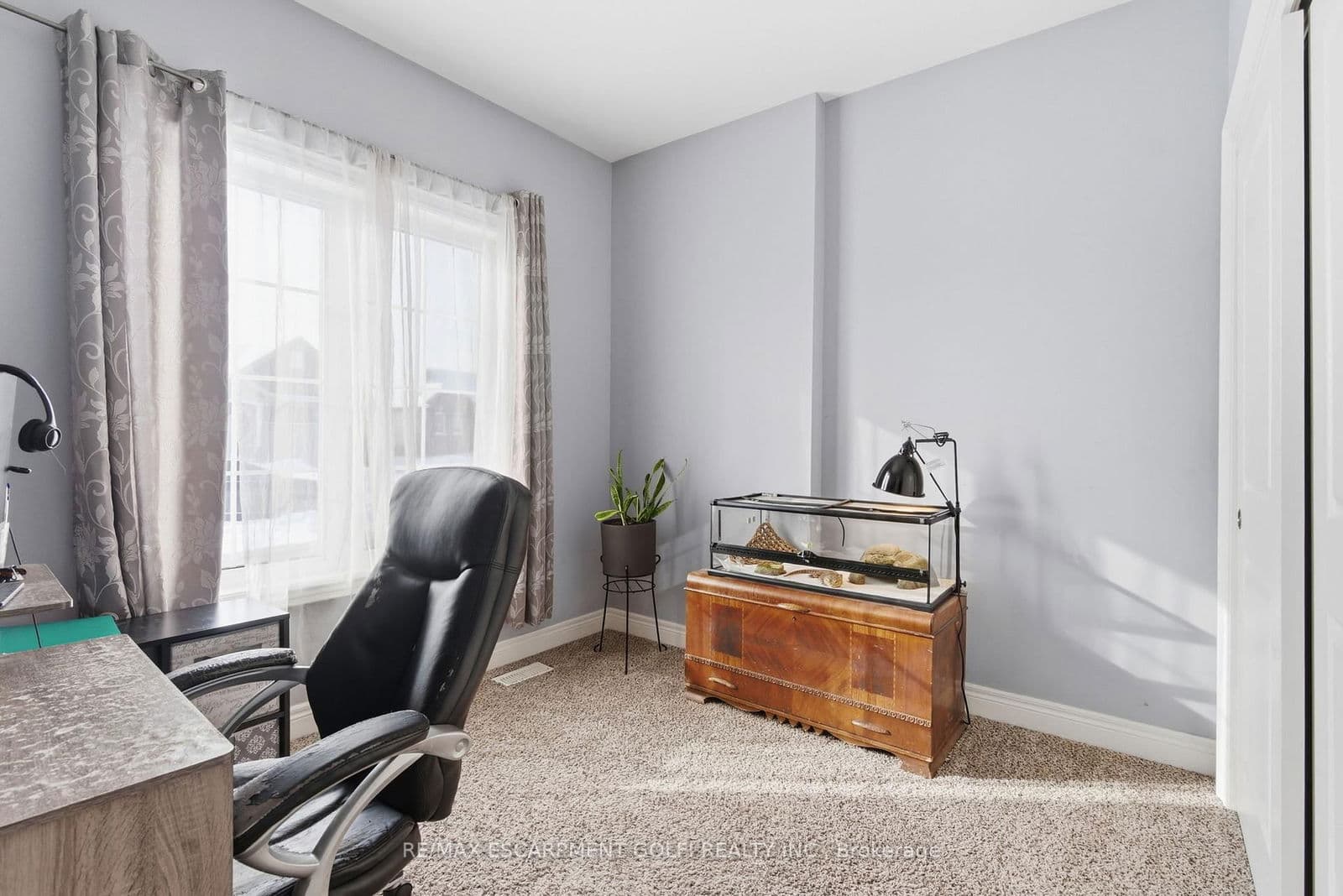 Detached at 914 Burwell Street, Fort Erie, ON - Photo 14 - RE/MAX Garden City Realty