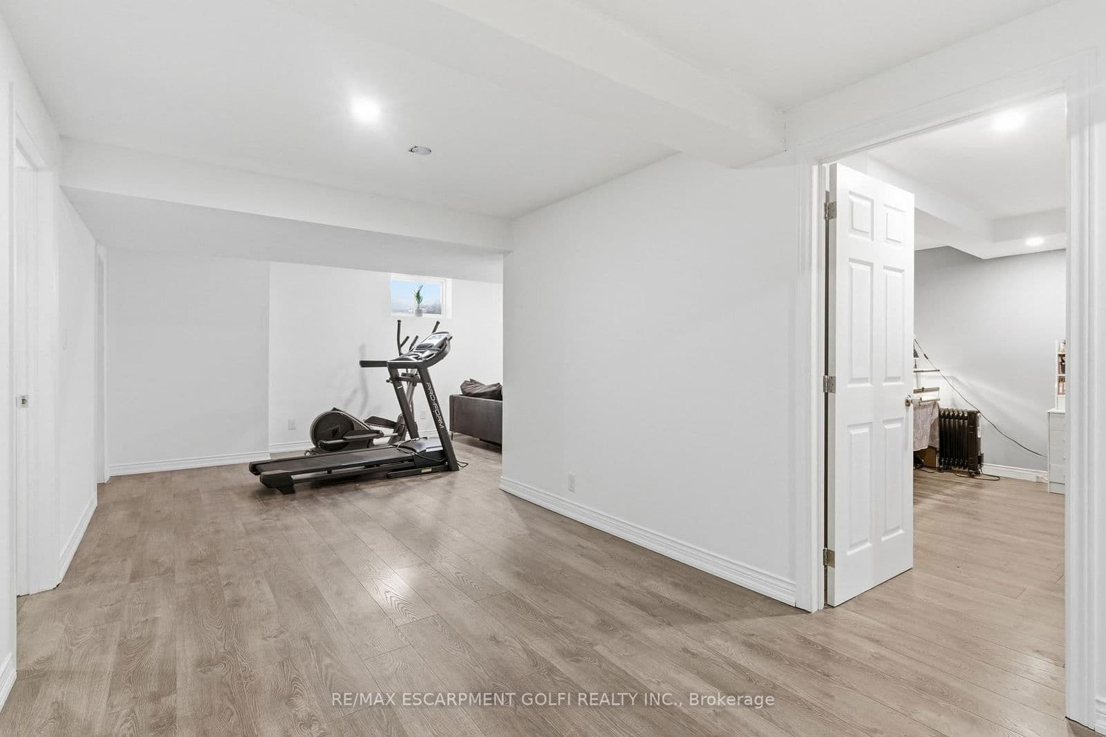 Detached at 914 Burwell Street, Fort Erie, ON - Photo 15 - RE/MAX Garden City Realty