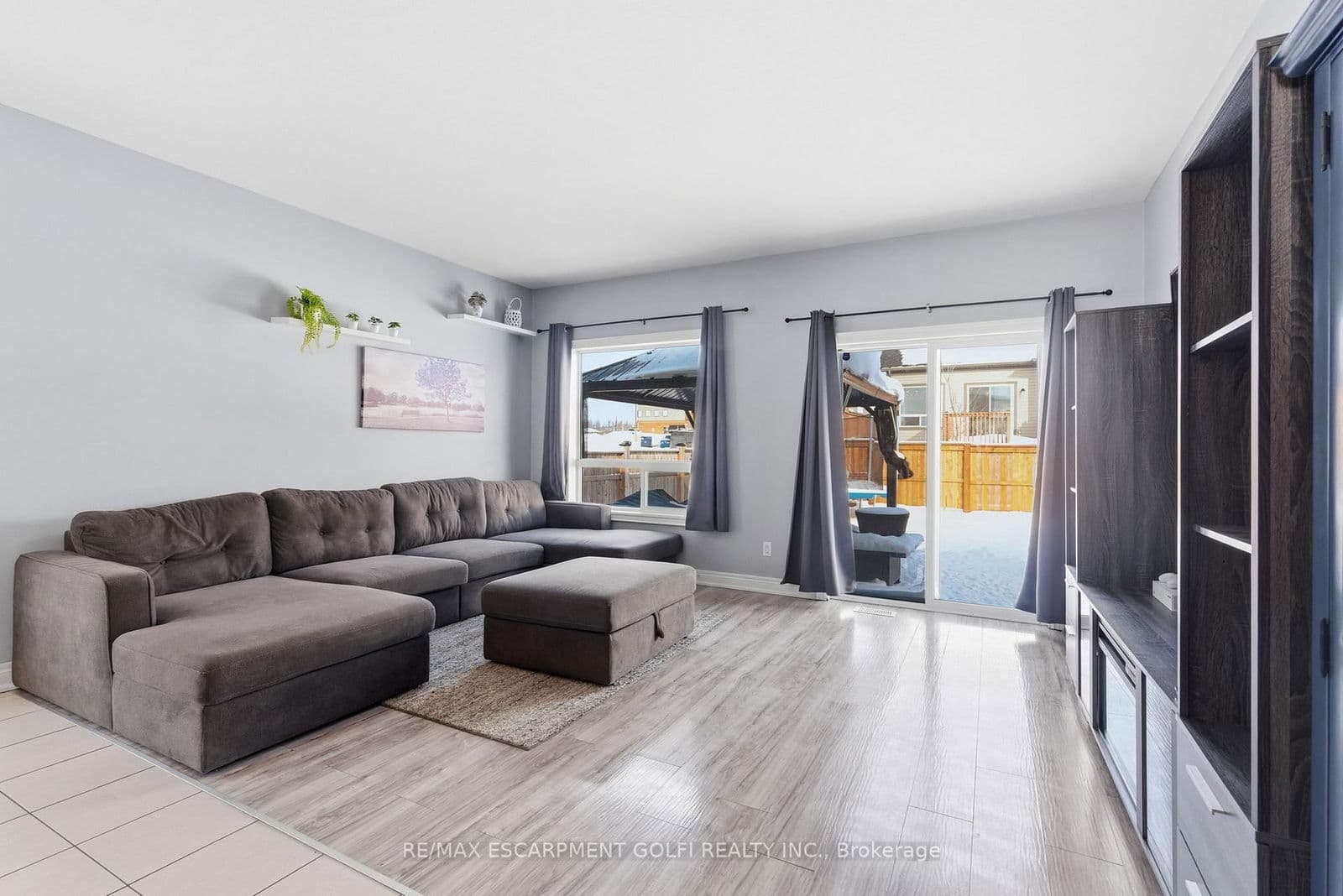 Detached at 914 Burwell Street, Fort Erie, ON - Photo 9 - RE/MAX Garden City Realty