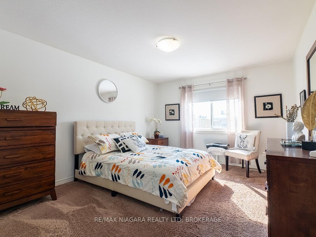 Att/Row/Townhouse at 63 Falcon Drive, Welland, ON - Photo 17 - RE/MAX Garden City Realty