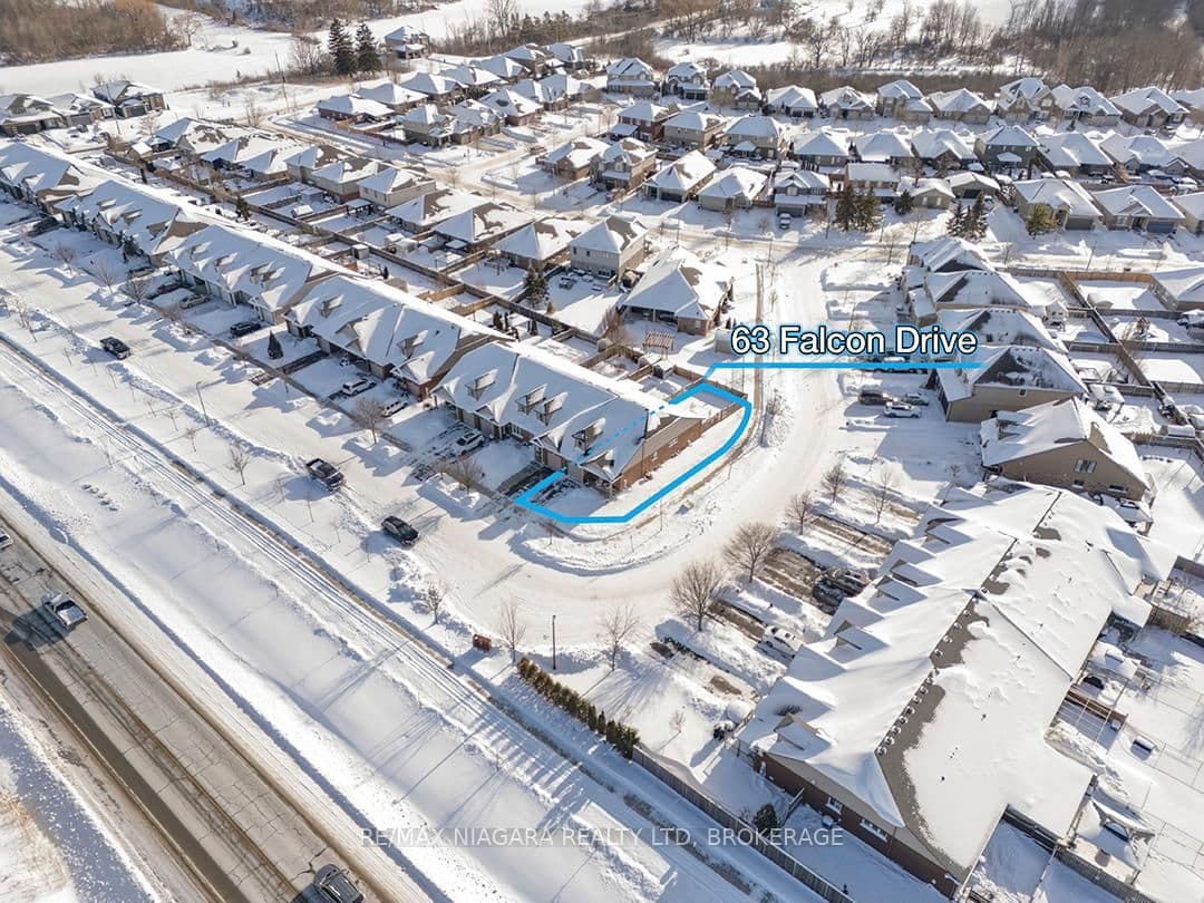 Att/Row/Townhouse at 63 Falcon Drive, Welland, ON - Photo 2 - RE/MAX Garden City Realty