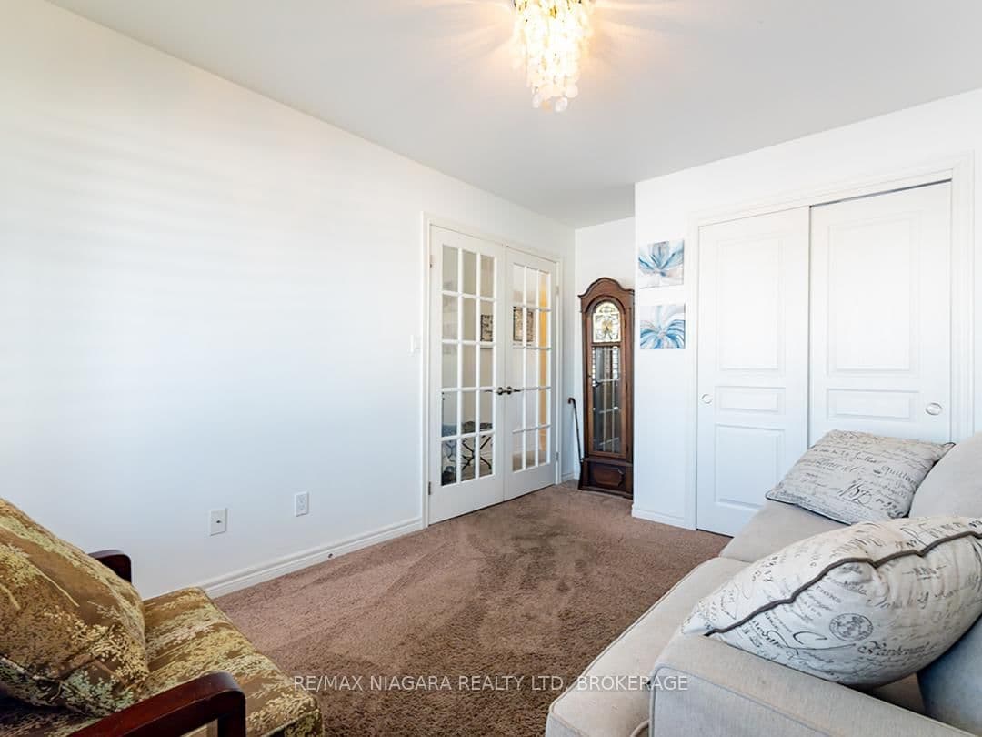 Att/Row/Townhouse at 63 Falcon Drive, Welland, ON - Photo 22 - RE/MAX Garden City Realty