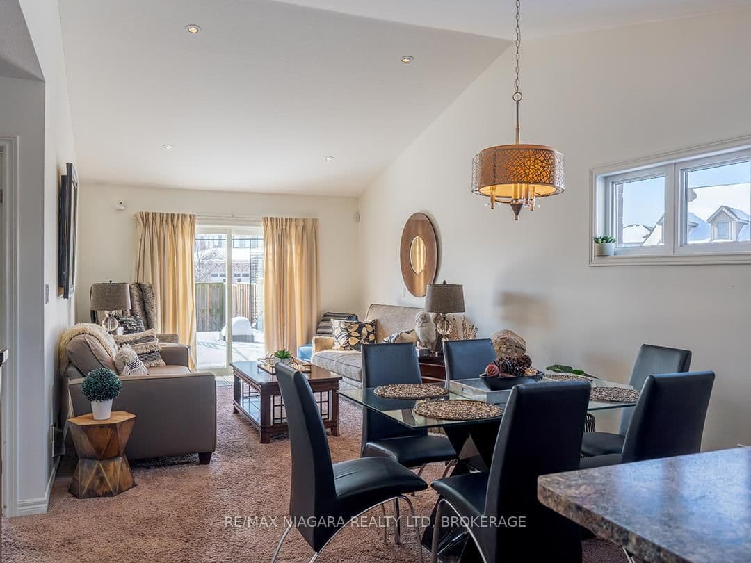 Att/Row/Townhouse at 63 Falcon Drive, Welland, ON - Photo 6 - RE/MAX Garden City Realty