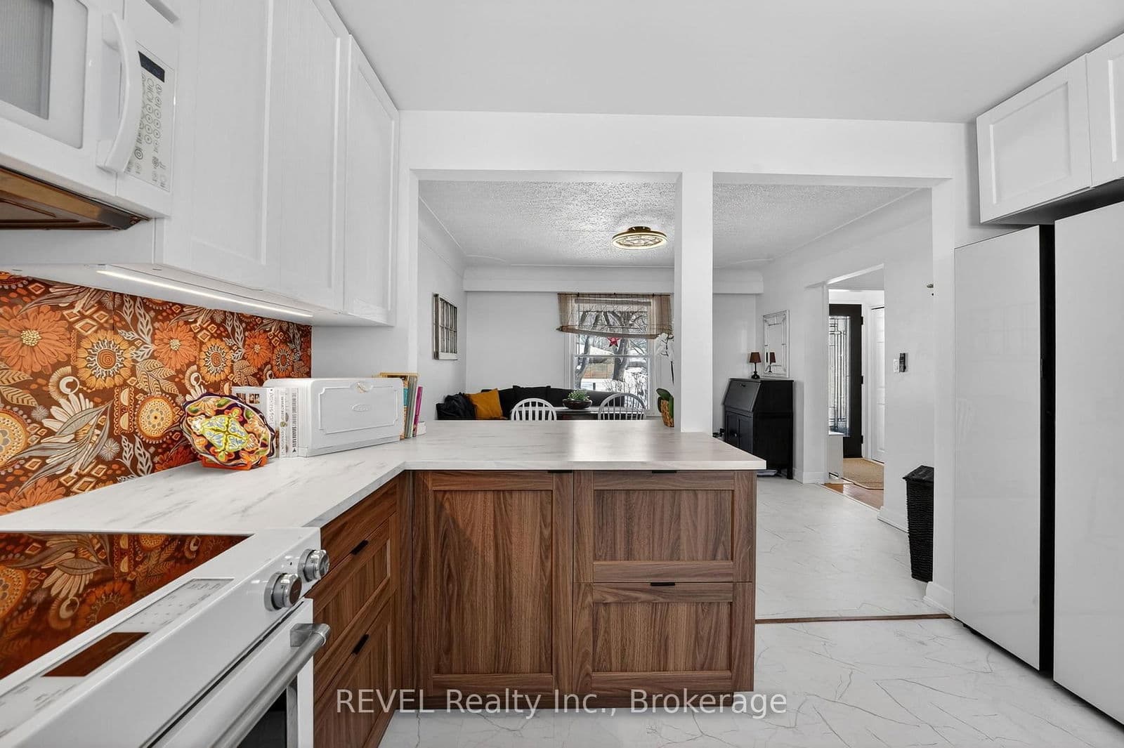 Detached at 10 Laughlin Place, Welland, ON - Photo 18 - RE/MAX Garden City Realty