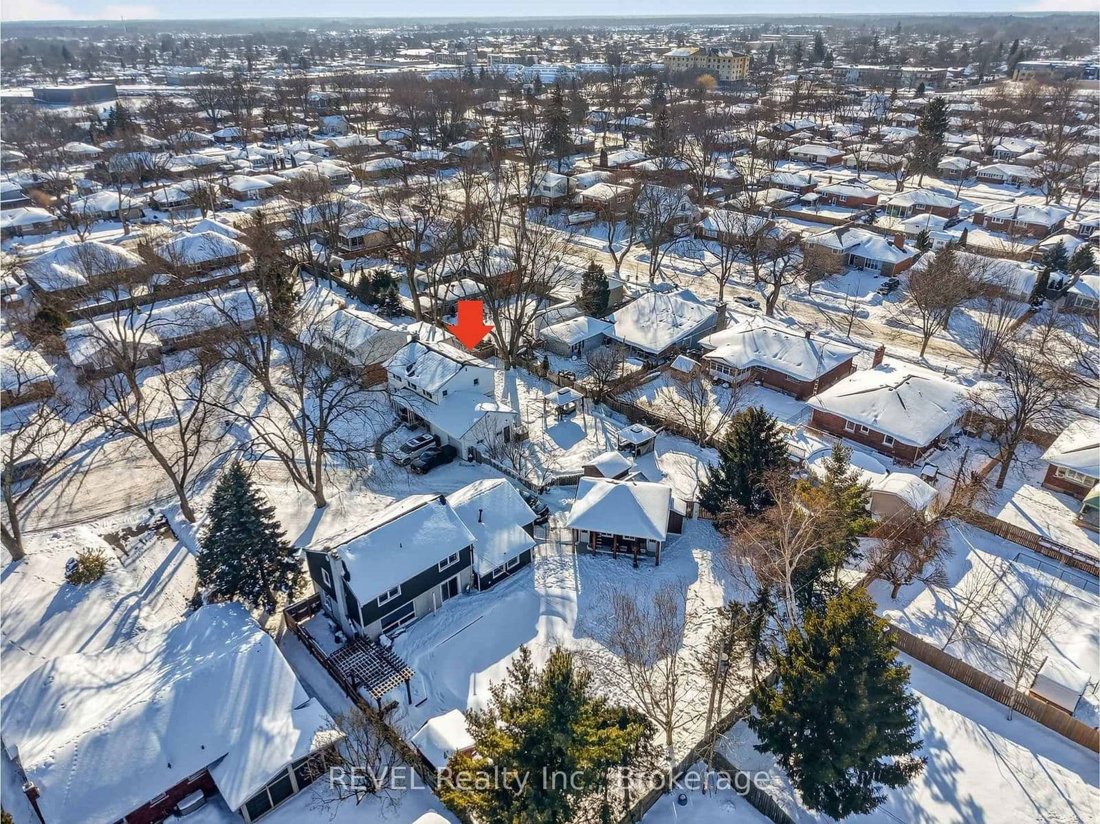 Detached at 10 Laughlin Place, Welland, ON - Photo 40 - RE/MAX Garden City Realty