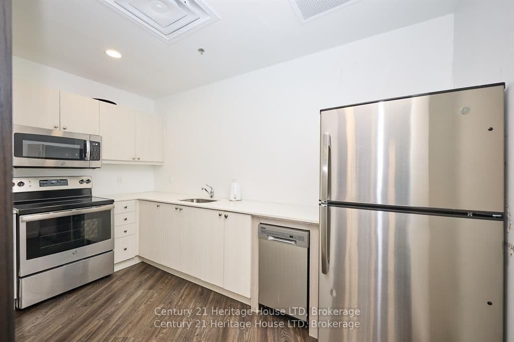 Condo Apartment at 1001- 7711 Green Vista Gate, Niagara Falls, ON - Photo 32 - RE/MAX Garden City Realty