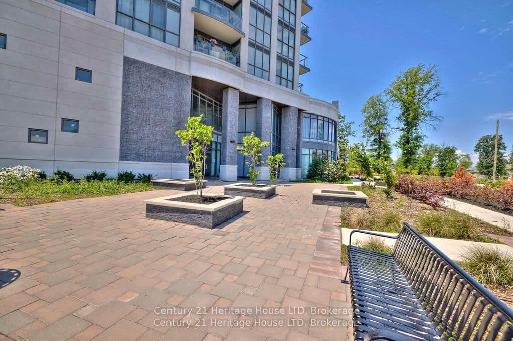 Condo Apartment at 1001- 7711 Green Vista Gate, Niagara Falls, ON - Photo 8 - RE/MAX Garden City Realty