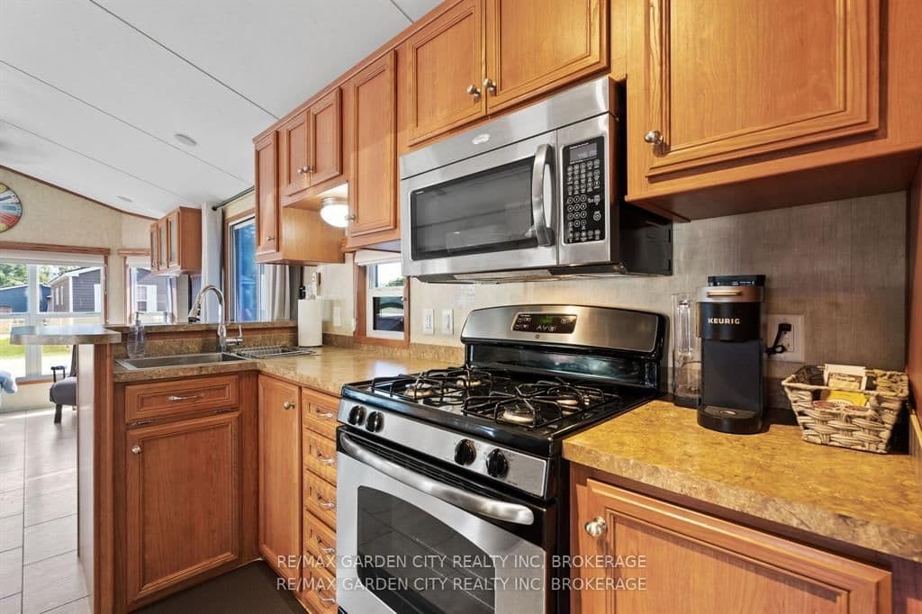 MobileTrailer at 264- 1501 LINE 8 Road, Niagara-on-the-Lake, ON - Photo 11 - RE/MAX Garden City Realty