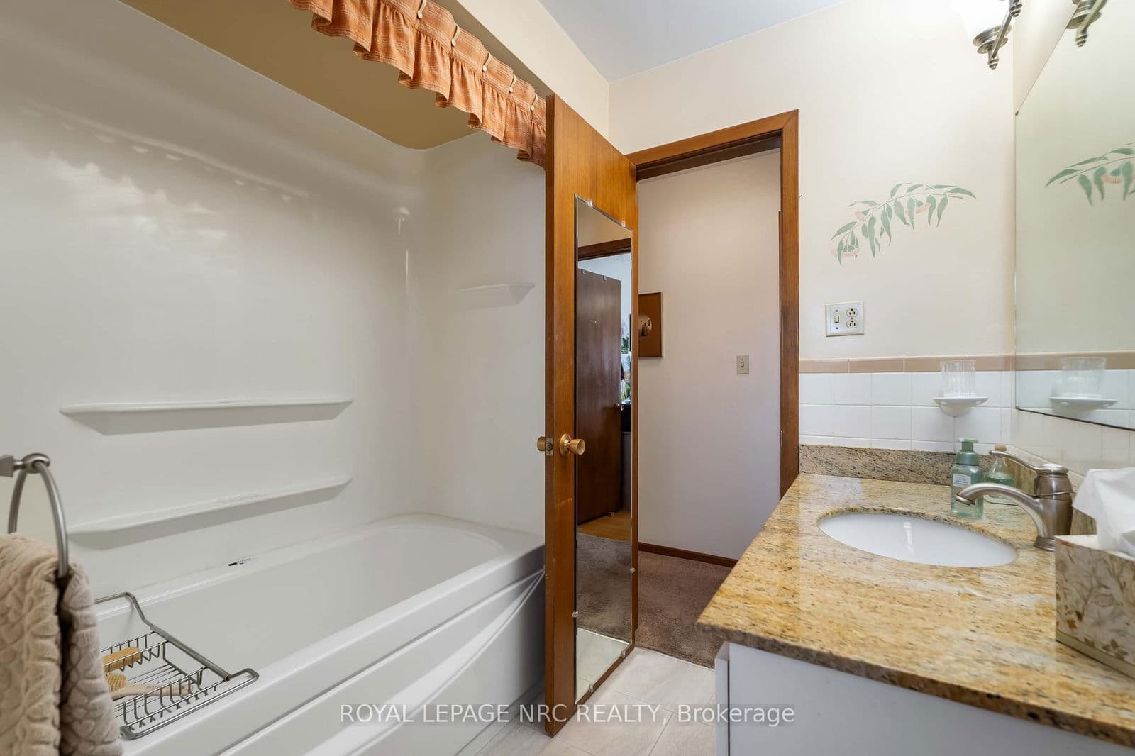 Detached at 4271 13th Street, Lincoln, ON - Photo 24 - RE/MAX Garden City Realty