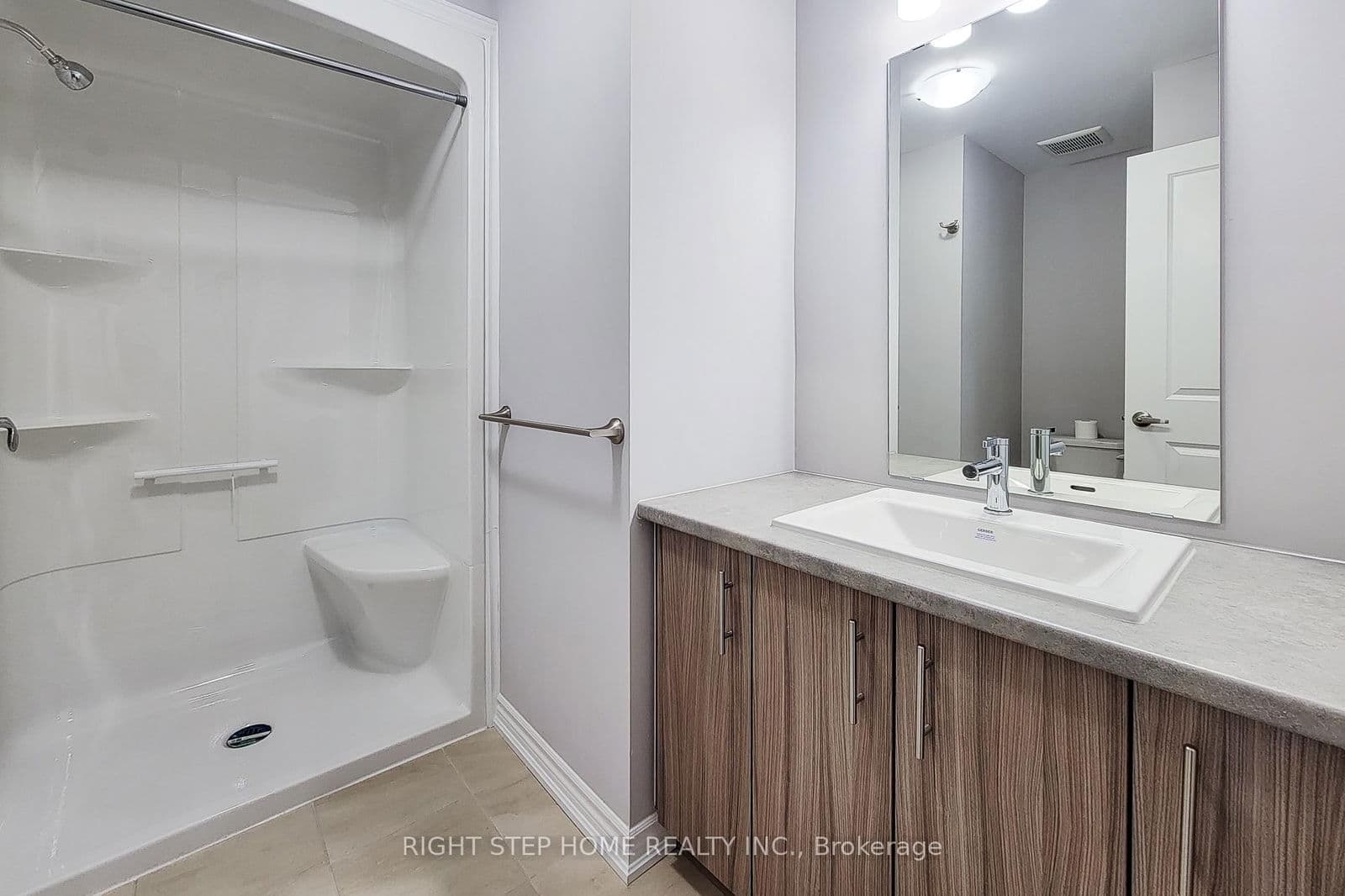 Condo Townhouse at 9 Mann Trail, Welland, ON - Photo 22 - RE/MAX Garden City Realty