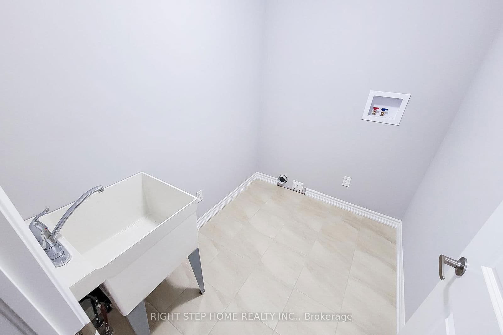 Condo Townhouse at 9 Mann Trail, Welland, ON - Photo 23 - RE/MAX Garden City Realty