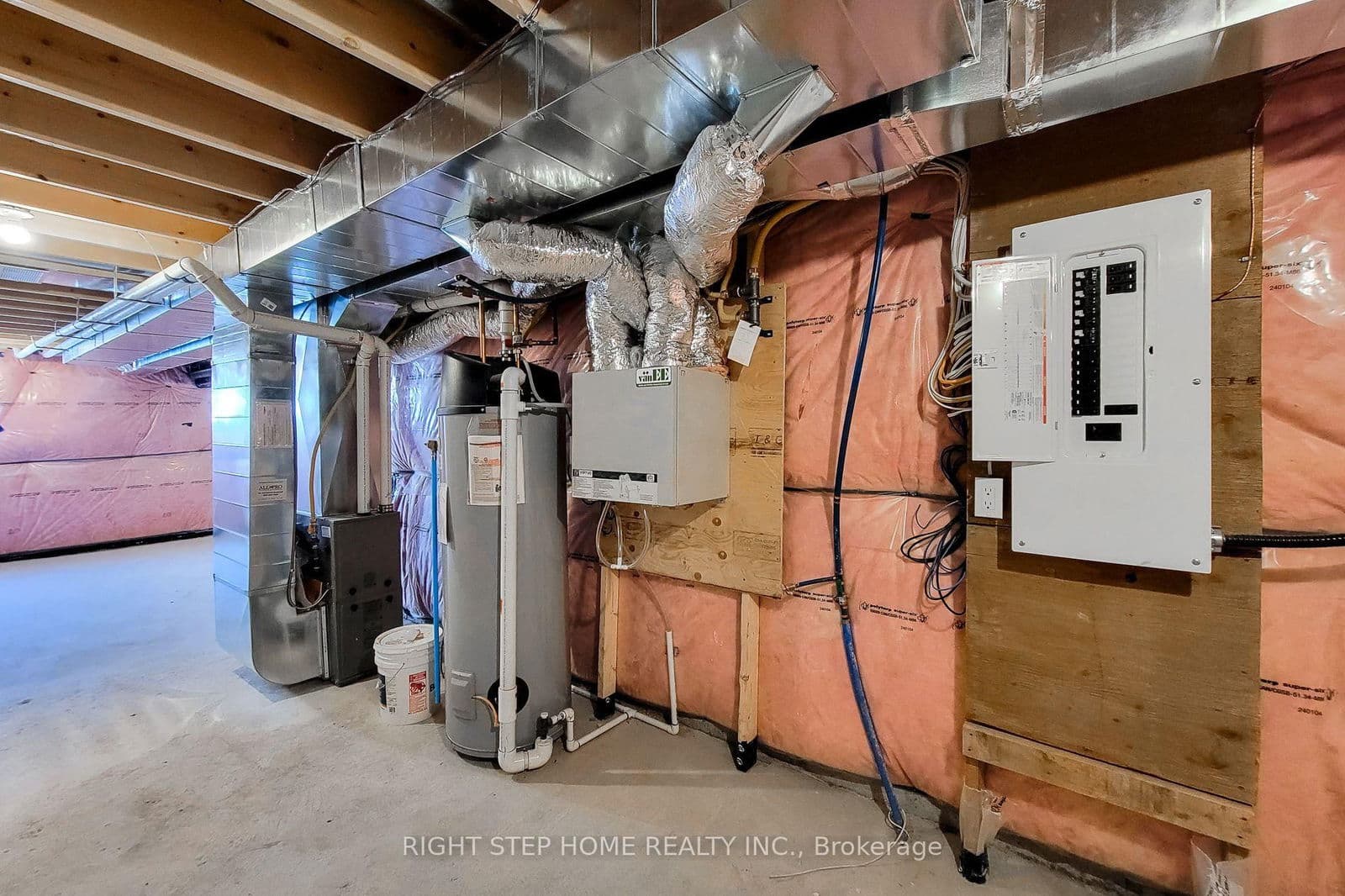 Condo Townhouse at 9 Mann Trail, Welland, ON - Photo 27 - RE/MAX Garden City Realty