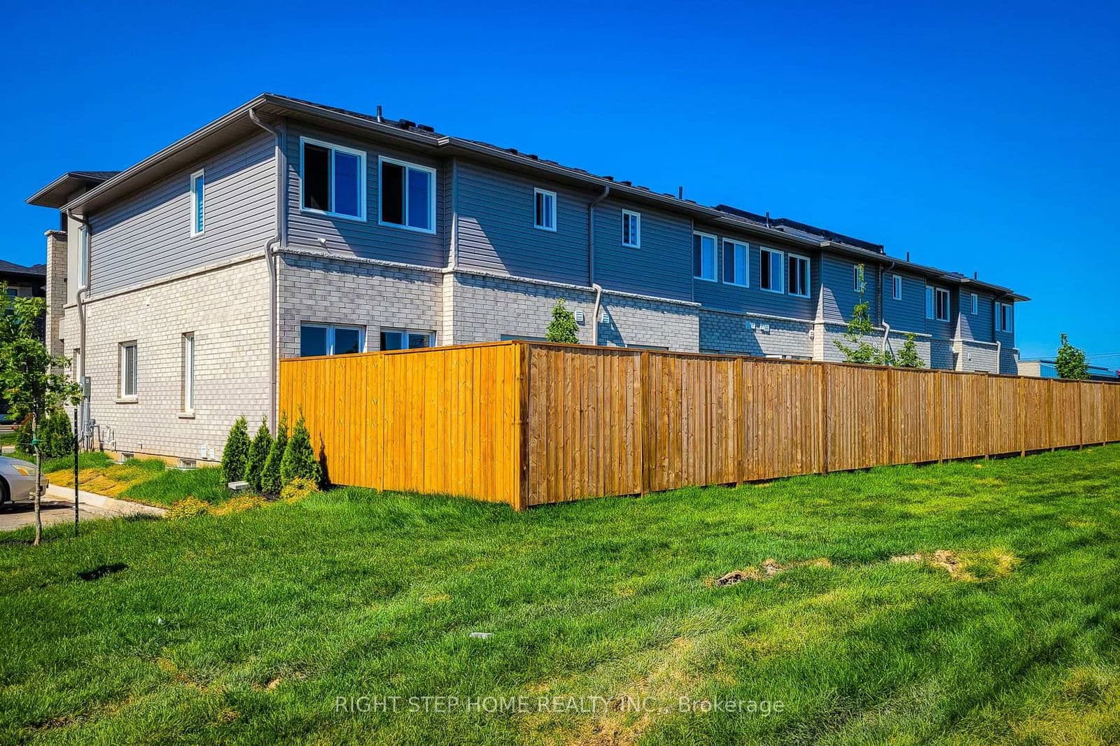 Condo Townhouse at 9 Mann Trail, Welland, ON - Photo 31 - RE/MAX Garden City Realty