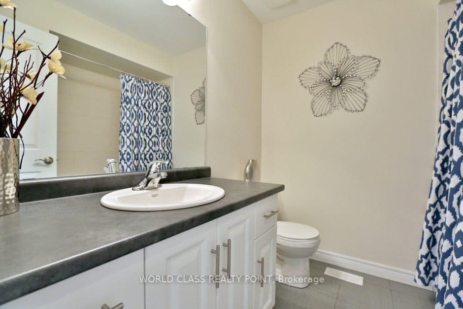 Att/Row/Townhouse at 38- 7 Lakelawn Road, Grimsby, ON - Photo 21 - RE/MAX Garden City Realty