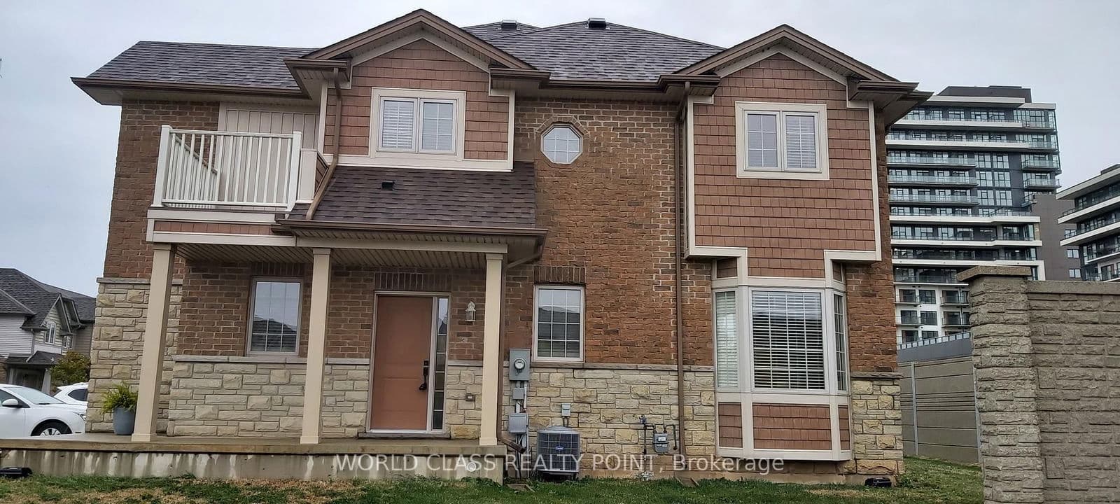 Att/Row/Townhouse at 38- 7 Lakelawn Road, Grimsby, ON - Photo 3 - RE/MAX Garden City Realty