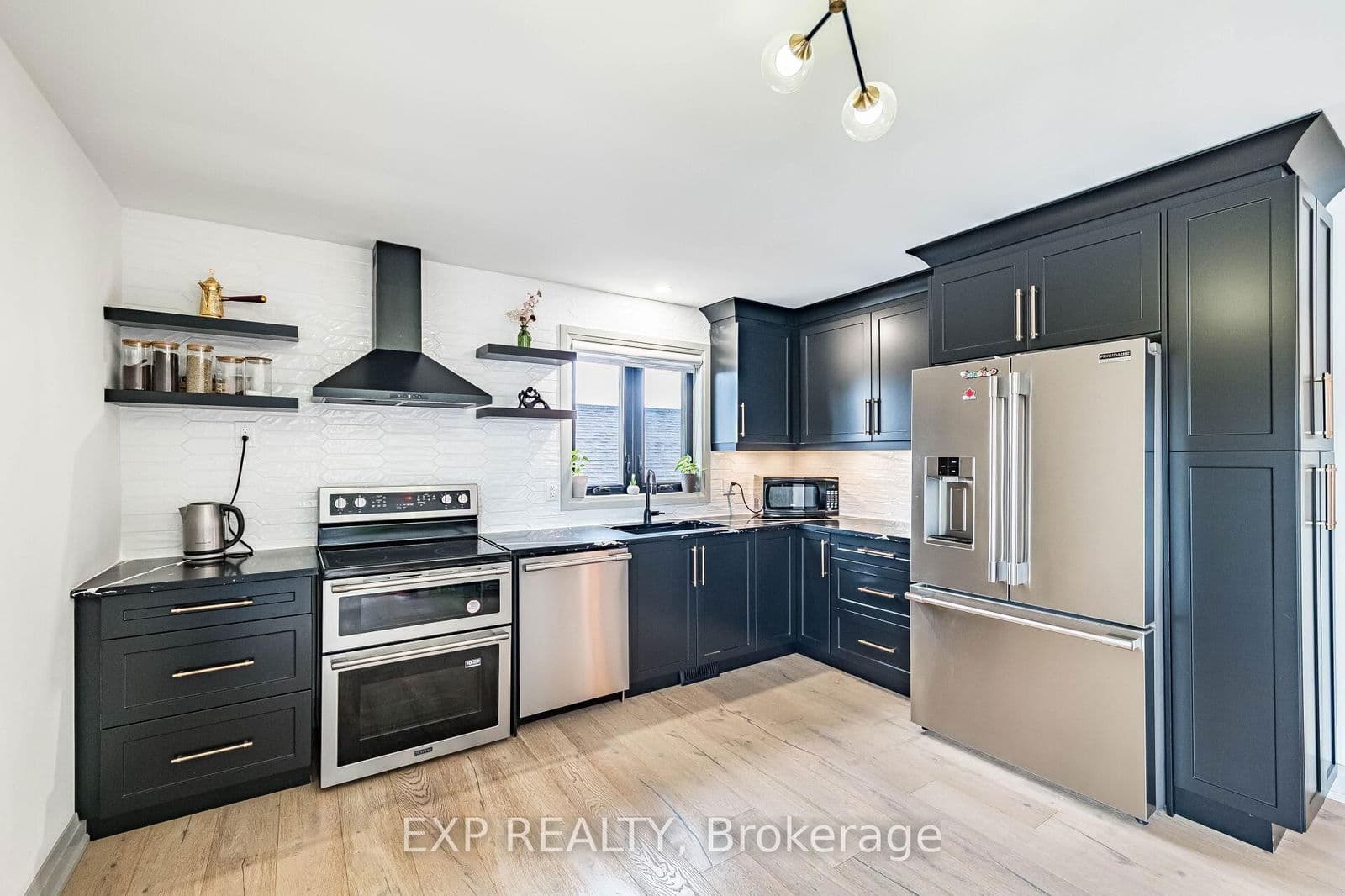 Detached at 7623 Chorozy Street, Niagara Falls, ON - Photo 22 - RE/MAX Garden City Realty