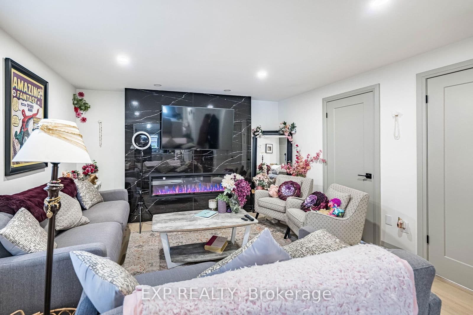 Detached at 7623 Chorozy Street, Niagara Falls, ON - Photo 6 - RE/MAX Garden City Realty