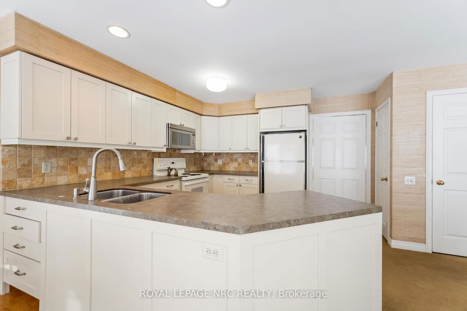 Detached at 192 Woodside Drive, St. Catharines, ON - Photo 14 - RE/MAX Garden City Realty