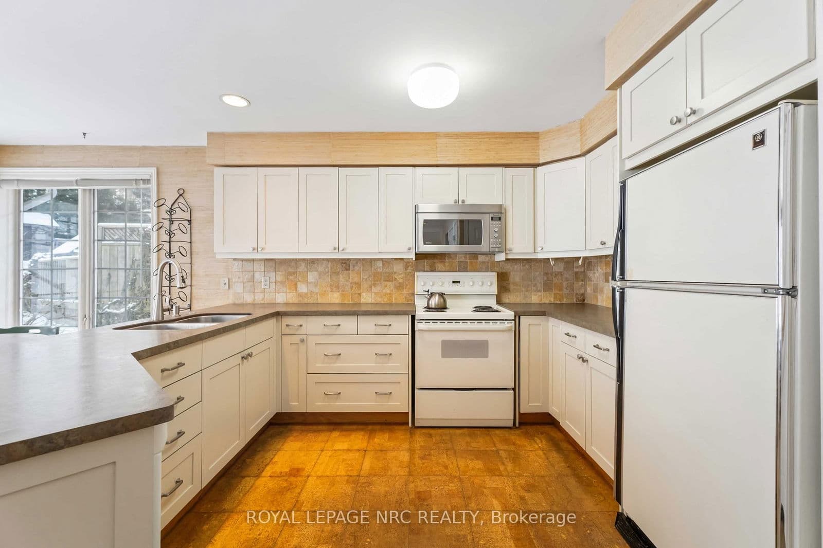 Detached at 192 Woodside Drive, St. Catharines, ON - Photo 15 - RE/MAX Garden City Realty