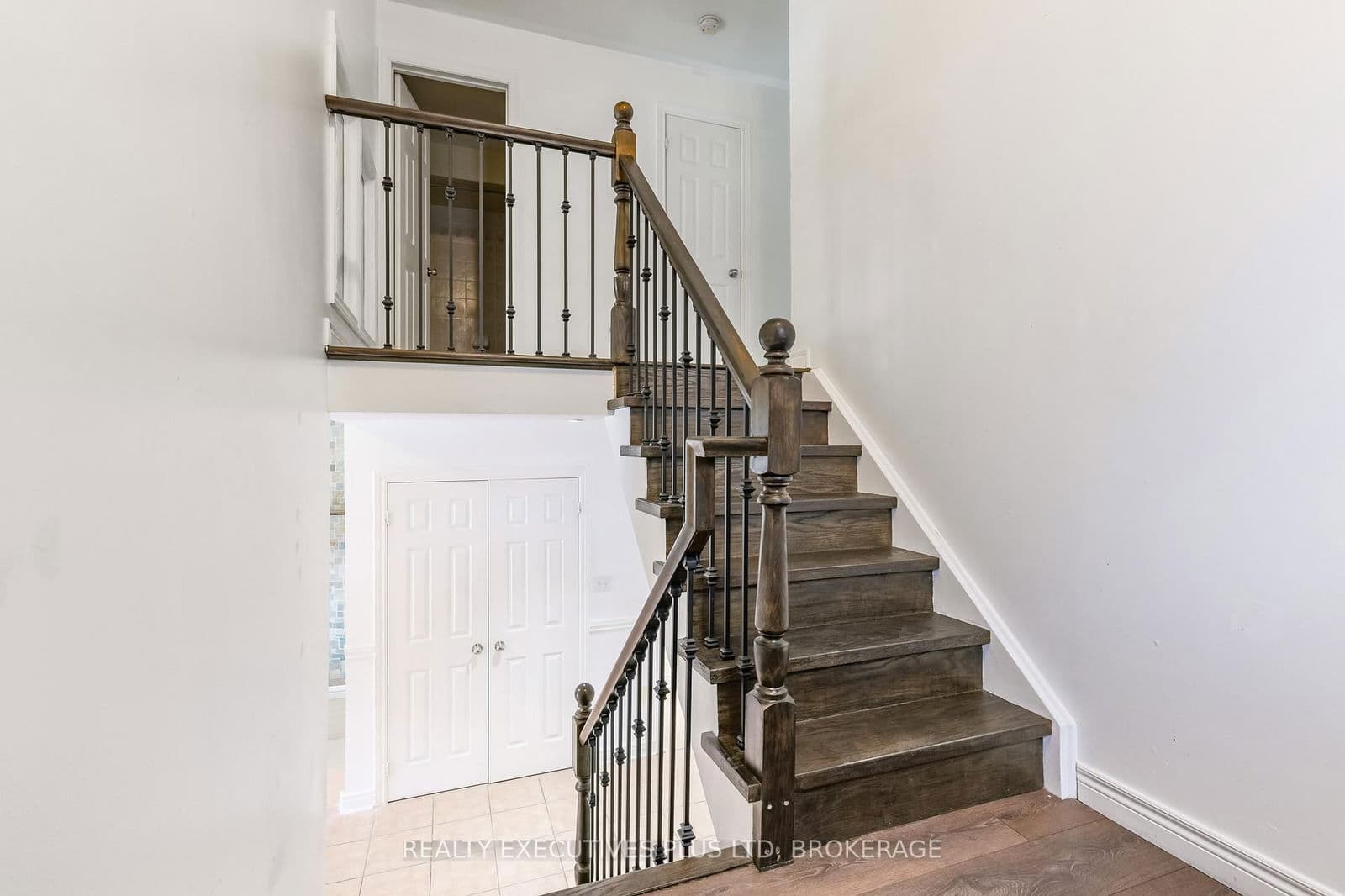 Detached at 389 Wright Crescent, Niagara-on-the-Lake, ON - Photo 15 - RE/MAX Garden City Realty