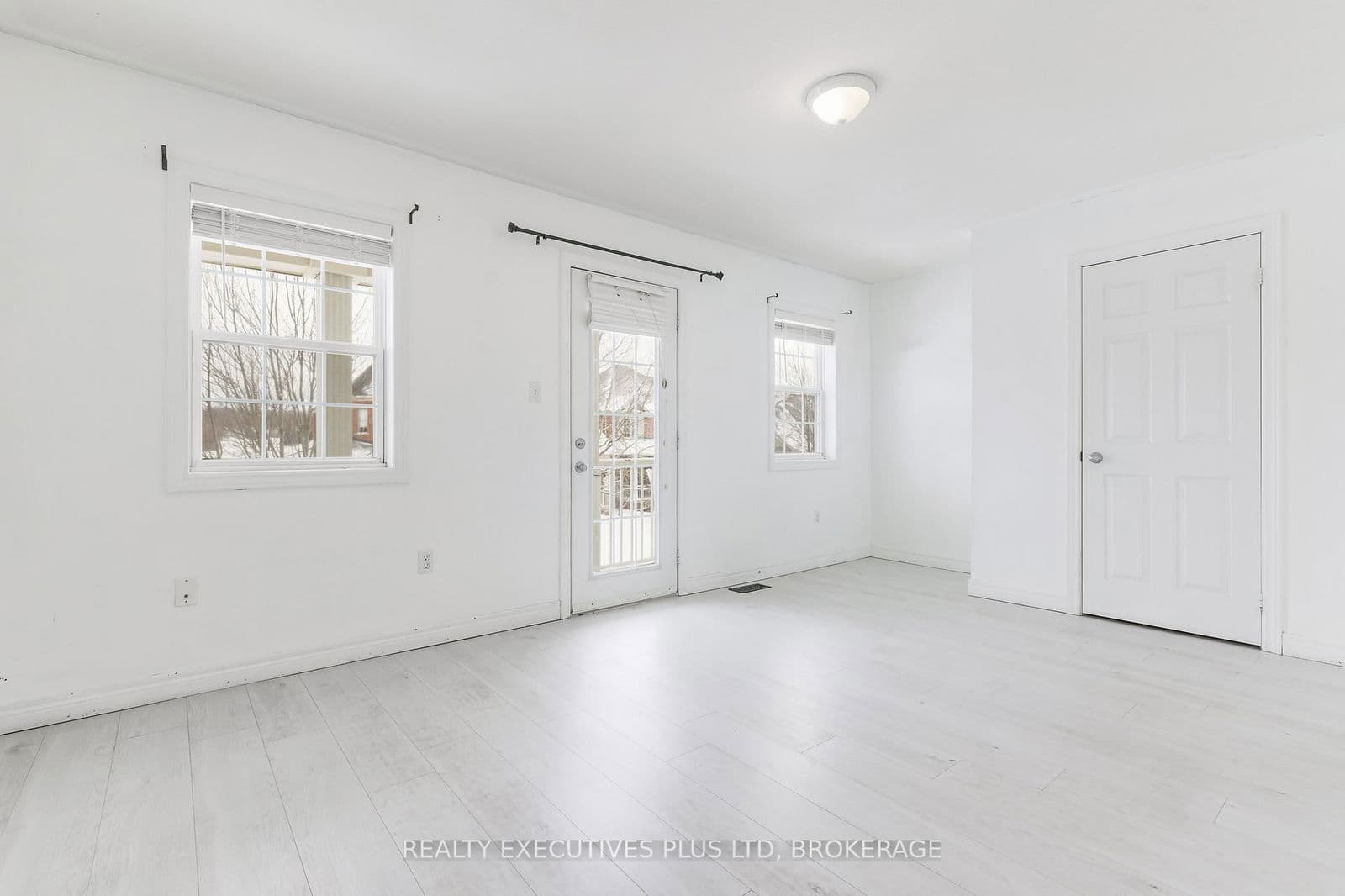 Detached at 389 Wright Crescent, Niagara-on-the-Lake, ON - Photo 16 - RE/MAX Garden City Realty