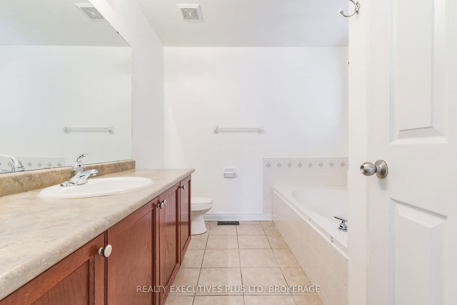 Detached at 389 Wright Crescent, Niagara-on-the-Lake, ON - Photo 21 - RE/MAX Garden City Realty