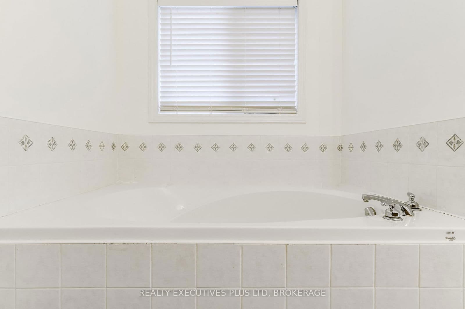 Detached at 389 Wright Crescent, Niagara-on-the-Lake, ON - Photo 22 - RE/MAX Garden City Realty